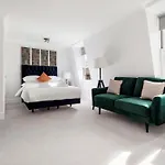3 Sloane Gardens